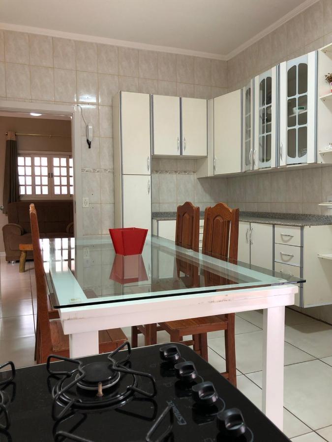 Casa Temporada Olimpia 8 Pessoas Com Piscina Villa Eksteriør billede