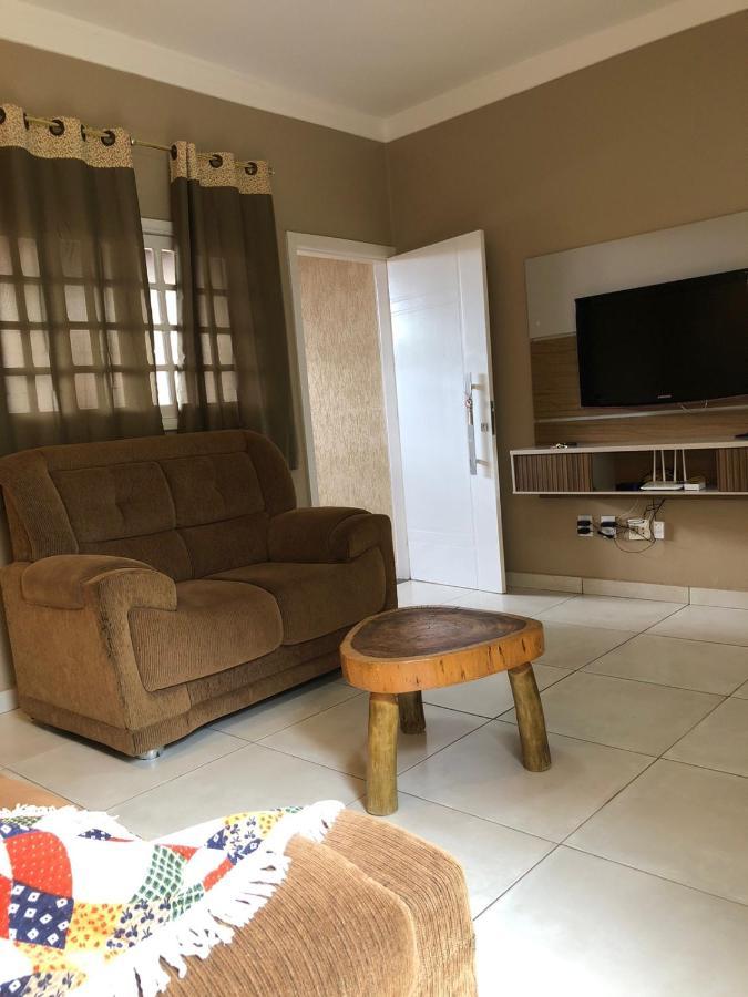 Casa Temporada Olimpia 8 Pessoas Com Piscina Villa Eksteriør billede