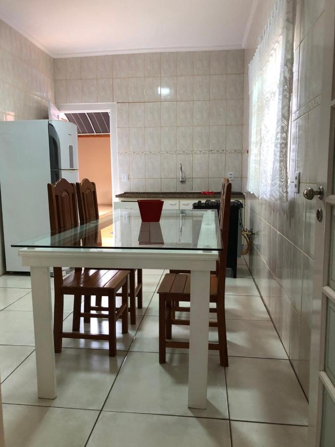 Casa Temporada Olimpia 8 Pessoas Com Piscina Villa Eksteriør billede