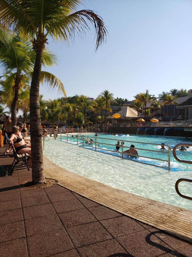 Casa Temporada Olimpia 8 Pessoas Com Piscina Villa Eksteriør billede