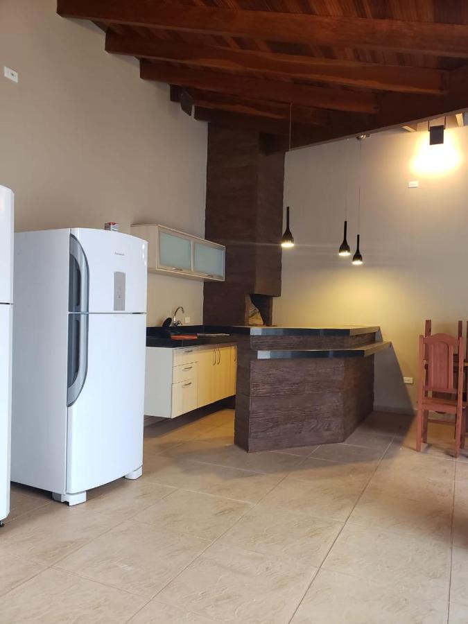 Casa Temporada Olimpia 8 Pessoas Com Piscina Villa Eksteriør billede